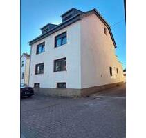 Freistehendes Ein - bis Zweifamilienhaus in Heusweiler