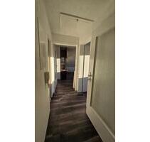 Wohnung im DG, Klein aber Fein - 650,00&nbsp;EUR Kaltmiete, ca.&nbsp; 45,00&nbsp;m&sup2; in Frickenhausen (PLZ: 72636)