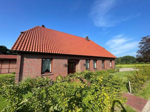 Foto - Einfamilienhaus mit Doppelgarage