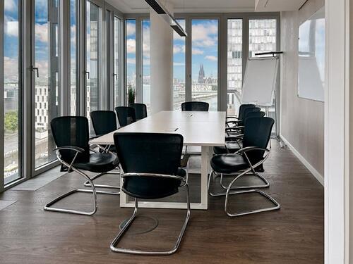 Foto - Privater Büroraum für 4 Person in Signature Kranhaus South