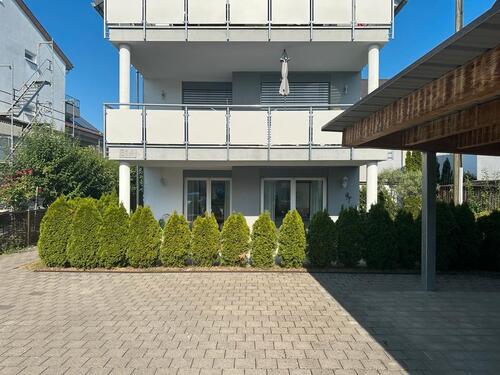Foto - 2,5-Zimmer-EG-Wohnung mit Wintergarten und Carport