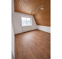 Moderne 3-Zimmer-Maisonettewohnung mit Dachschrägen – ca. 80 m² - Aalen Unterkochen