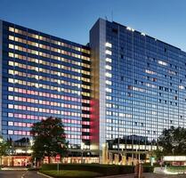 Möbliertes Apartment im SI Centrum in Top-Lage - Stuttgart Stuttgart-Ost