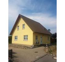 Einfamilienhaus mit Einliegerwohnung - Benz