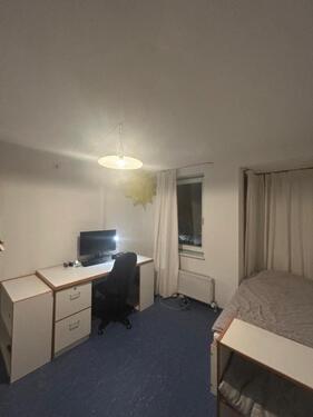 Foto - WG-Zimmer (2er-WG) in Stuttgart zu vermieten(24.12.25-04.03.2026)