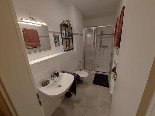 Foto - Helle 2-Zimmer-Wohnung mit Küche & Mansardenzimmer