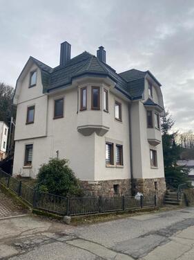 Foto - Charmante 5 - Raumwohnung (Altbau) in idyllischer Lage 1.& 2.OG