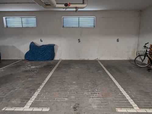 Foto - Tiefgaragenstellplatz am Beutenbergcampus