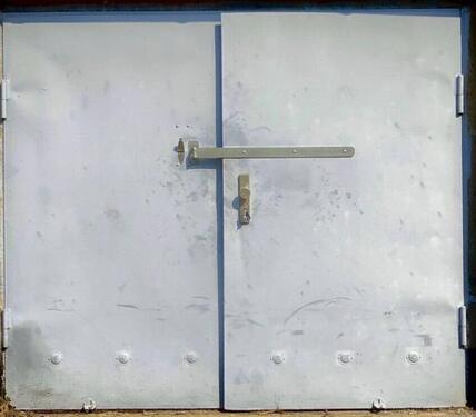 Foto - Garage zur Miete im Industriegelände