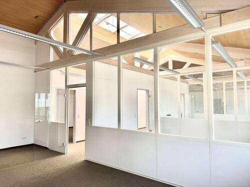 Foto - Lichtdurchflutetes, modernes & Büro mit Glas & Holz in Meßkirch