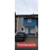 Haus zu vermieten - 1.200,00&nbsp;EUR Kaltmiete, ca.&nbsp; 164,00&nbsp;m&sup2; in Weiden in der Oberpfalz (PLZ: 92637)