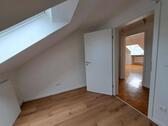 Foto - 3 Zimmer Dachgeschoßwohnung zur Miete in Wenzenbach