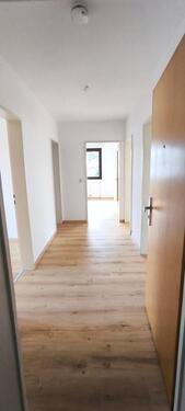 Foto - Modernisierte 3,5-Zi-Wohnung, neues hochwertiges Bad + Küche