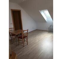 Schöne 1- Zimmer DG- Wohnung in München-Harthof