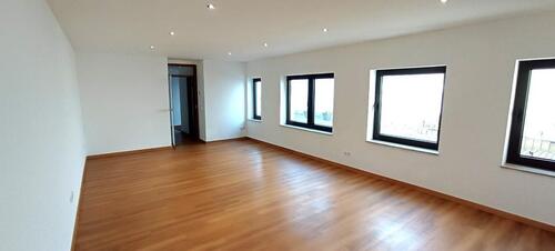 Foto - Zweizimmerwohnung sofort frei - 590,00&nbsp;EUR Kaltmiete, ca.&nbsp; 72,00&nbsp;m&sup2;