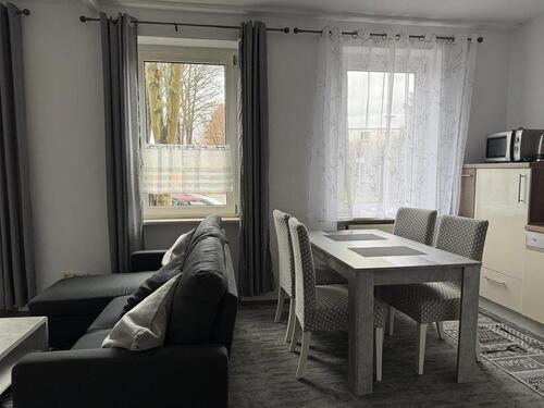 Foto - Erdgeschoss Wohnung neu saniert u.möbeliert