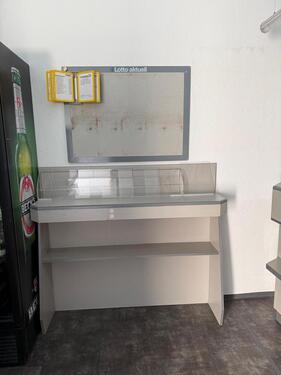 Foto - Lotto-Tresen mit Lottoablage - Ladeneinrichtung