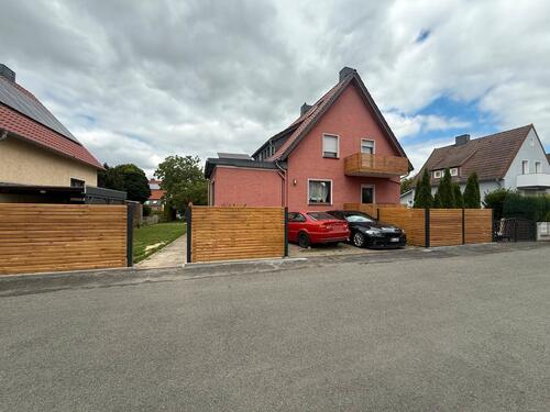 Foto - Gepflegtes Einfamilienhaus mit großem Grundstück