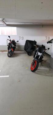 Foto - Motorrad, Tiefgarage, Mz-Oberstadt, Berliner Straße
