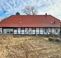 Sanierungsbedürftiges Fachwerkhaus mit großem Grundstück - Braunschweig Lehndorf-Watenbüttel