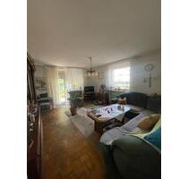 Renovierungsbedürftig 2 Zim. Whg. mit Garage und Terasse - Rheinau