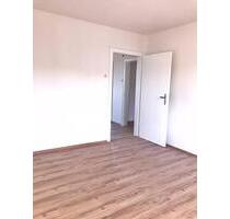 Renovierte helle 3,5-Zimmer-Wohnung mit Balkon und Garten - Oberhausen Osterfeld Renovierte helle 3,5-Zimmer-Wohnung mit Balkon und Garten - Oberhausen Osterfeld