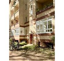 Bezugsfreie 2-Zimmer-Wohnung mit Loggia - direkt vom Eigentümer - Berlin Charlottenburg-Wilmersdorf