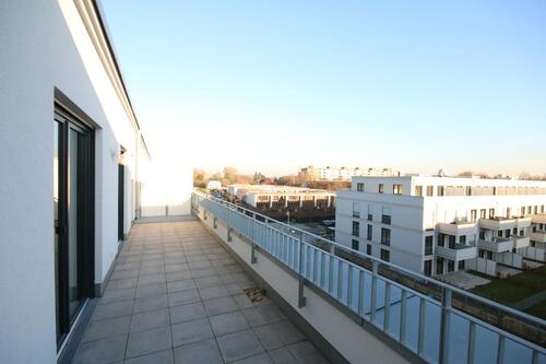 Foto - Familienfreundliche 4-Zimmer-Wohnung mit Dachterrasse