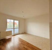 1-Zimmer-Wohnung mit Balkon - Klein & praktisch - 27,3 m² - ideal für Pendler oder Singles - Suhl