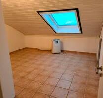 WG Zimmer in Doppelhaushälfte - 600,00&nbsp;EUR Kaltmiete, ca.&nbsp; 19,00&nbsp;m&sup2; in Altusried (PLZ: 87452)