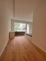 Foto - Möbliertes stylisches 20 m² Zimmer mit Balkon in guter Lage