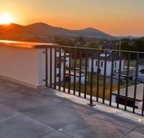 Traum-DHH mit Habichtswald-Panorama & moderner Ausstattung