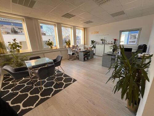 Foto - Helles Büro mit Alpenblick – ideal für konzentriertes Arbeiten - All-in-Miete