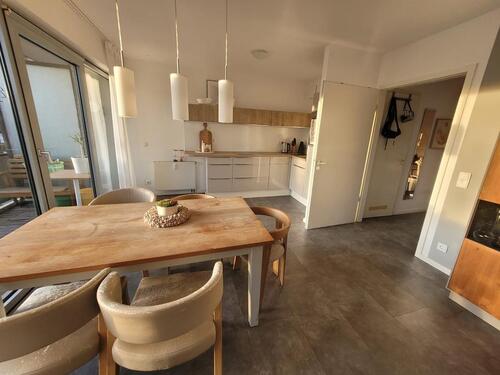 Foto - Moderne, sonnige Balkonwohnung mit Garten, Keller & TG