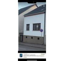 Zwei Etagen Haus - 1.300,00 EUR Kaltmiete, ca.  150,10 m² in Schwalbach (PLZ: 66773)