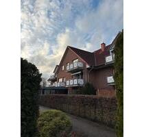 2-Zi-Whg: barrierefrei, renoviert, neue EBK, Fahrstuhl, Balkon - Stade Altländer Viertel