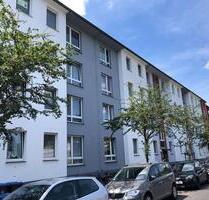 renovierungsbedürftige 4 Zimmer Wohnung in Dinslaken ab sofort zu vermieten!