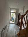 Foto - Maisonette-Wohnung in der Innenstadt, PKW-Parkplatz am Haus
