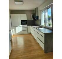 Moderne 3-Zimmer-Wohnung mit hochwertiger Nolte-Küche und Garten - Lübbecke