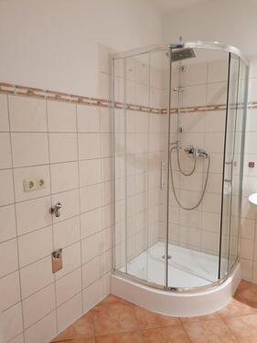 Foto - 3 Raum Zimmer Wohnung 2.OG Dusche+Wanne Balkon