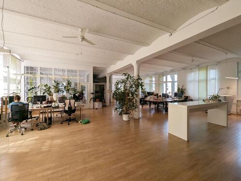 Foto - Loftartige Gewerbefläche mit Industriecharme
