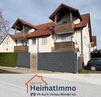 Wohnen unterm Dach: Stilvolle 3‑Zimmer‑Wohnung mit Kamin - Gundelfingen an der Donau