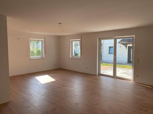 Foto - 3-Zimmer-Erdgeschoss-Wohnung - 1.290,00 EUR Kaltmiete,