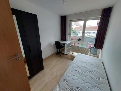 Foto - Zimmer in 3er WG - 400,00&nbsp;EUR Kaltmiete, ca.&nbsp; 10,00&nbsp;m&sup2;