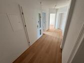 Foto - Helle, sanierte 3-Zimmer Wohnung mit Balkon