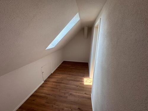 Foto - 3 Zimmer Dachgeschoßwohnung zur Miete in Waldbrunn