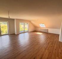 Exklusive 4,5-Zimmer-Dachgeschosswohnung in Künzell - Fulda