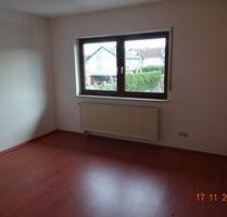 3-4 Zimmer Wohnung im EG eines 2 FH - Eppertshausen