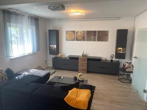 Foto - Wunderschöne DHH - 1.450,00&nbsp;EUR Kaltmiete, ca.&nbsp; 135,00&nbsp;m&sup2;