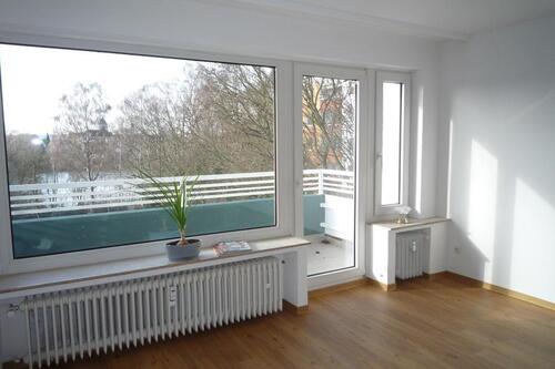 Foto - 3 Zimmer Wohnung mit Westbalkon im ruhigen Mehrfamilienhaus